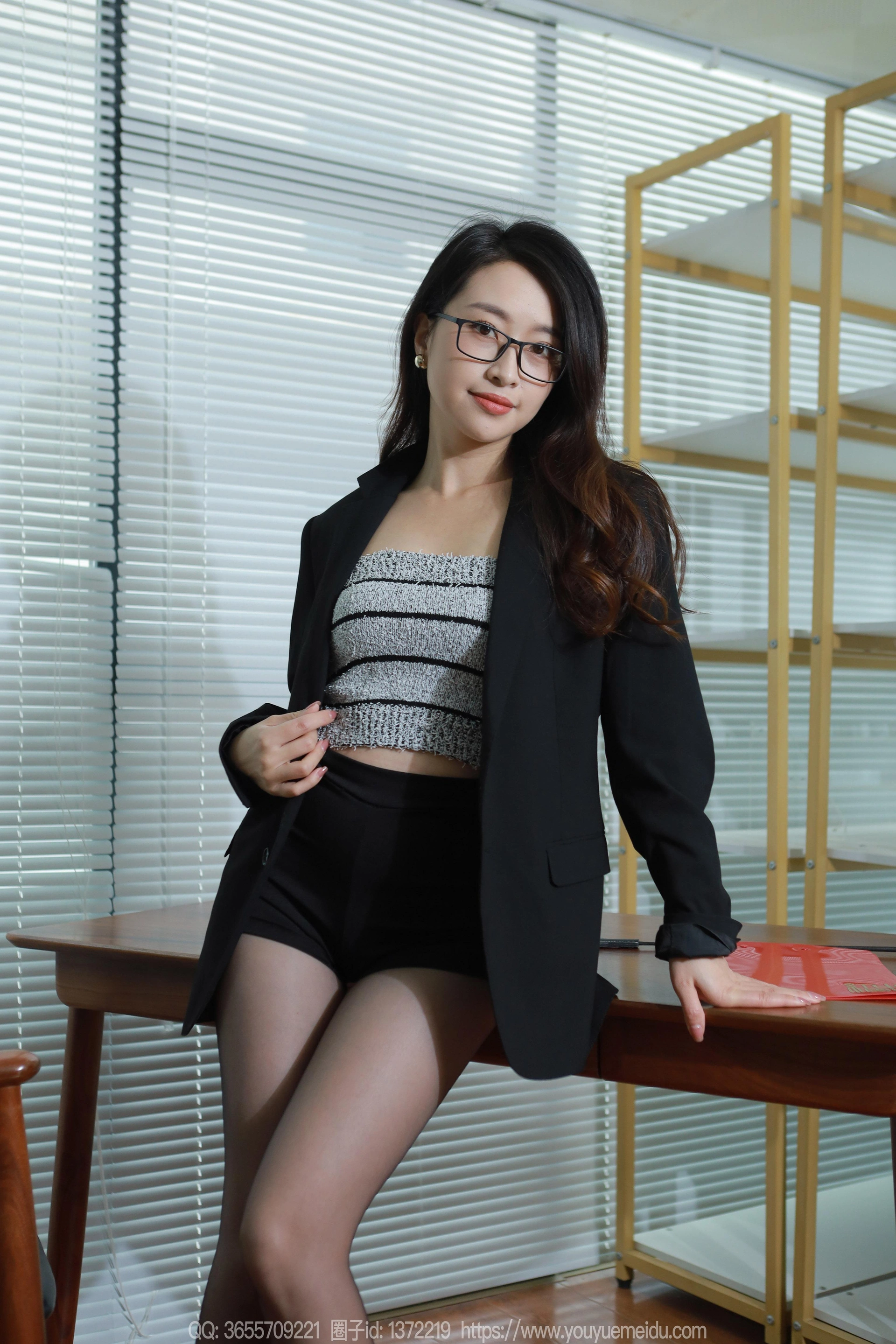 [IESS异思趣向] 2024.02.25 丝享家 1673 小婕《眼镜OL（上）》 3